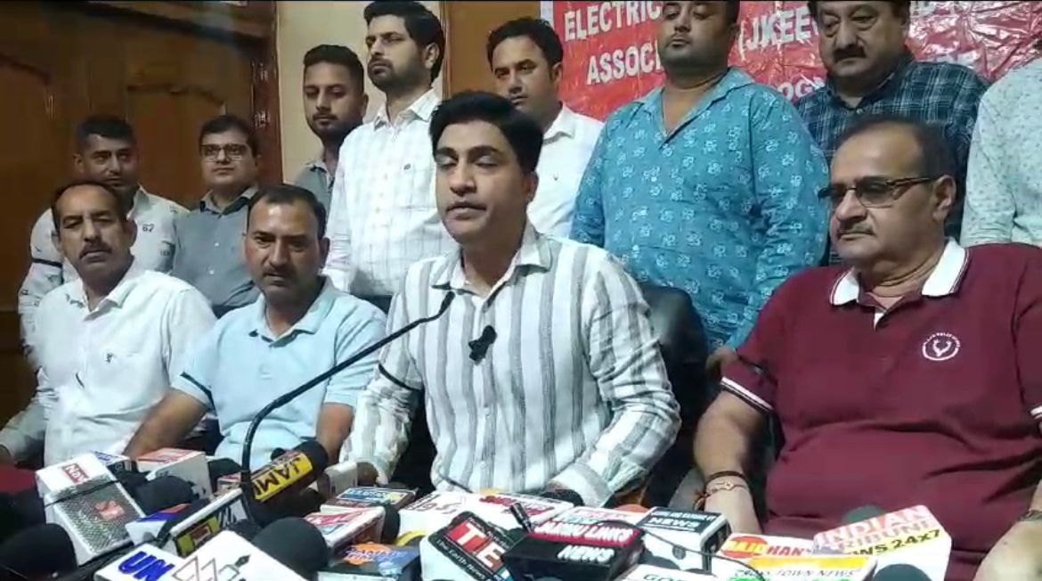 All J&K Electrical Engineers association  to observe 48 hour mass protest leave