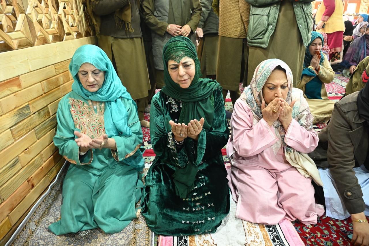 'PDP chief Mehbooba Mufti prays for peace in J&K and Iran '