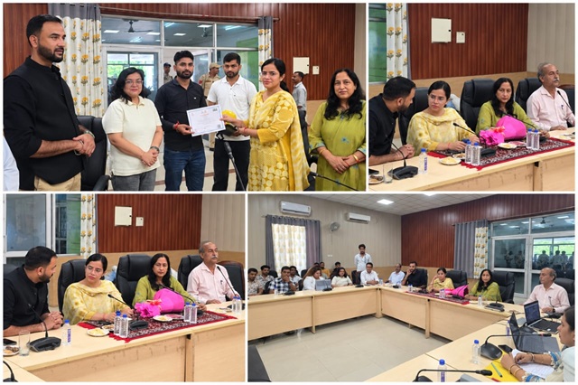 Under DC Samba Ayushi Sudan , 10 Schools get Smart Classrooms under CRS 
