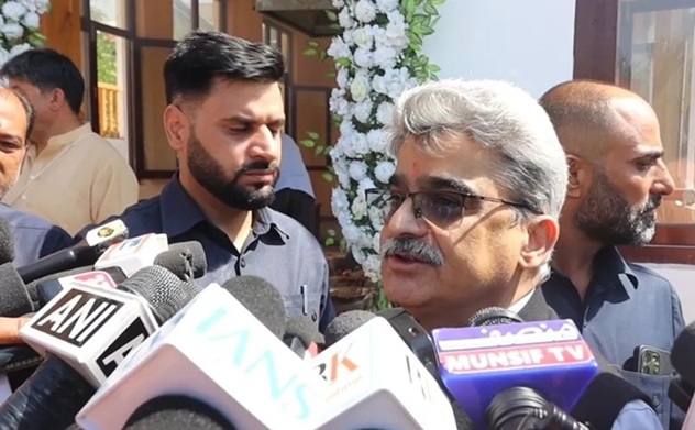 Banned books should not be kept in schools: CS Atal Dulloo 