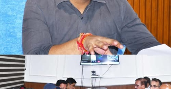 DC Rajouri stresses on providing immediate ex gratia relief to NoK of deceased & injured persons