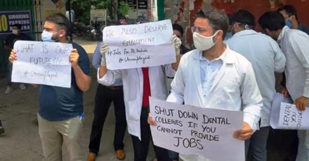 No regular recruitment for Dental surgeons for  the past 17 years:  More than 7,000 trained Dental surgeons remain unemployed