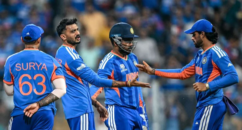 India wins Semifinal against England ; to play Final against New Zealand 