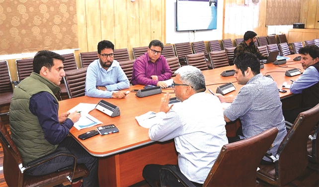 Aijaz Asad calls for skill gap analysis, job fairs for enhanced outreach in J&K 