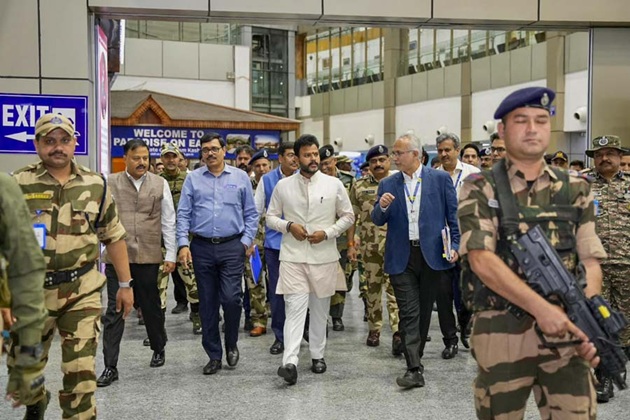 Civil Aviation Minister reviews security at Srinagar, Jammu airports 