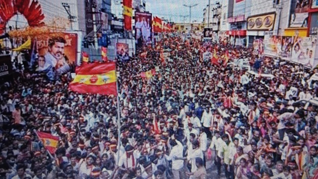 At least 39 dead, 51 injured in stampede at Indian actor-politician Vijay's rally