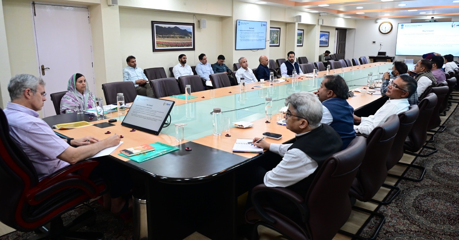 'CM Omar reviews roadmap for revival of J&K Overseas Employment Corporation'