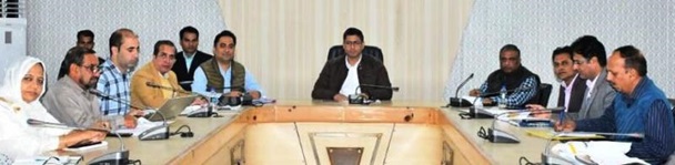 DC Rajouri reviews quality, impact of ICDS services on health of young beneficiaries