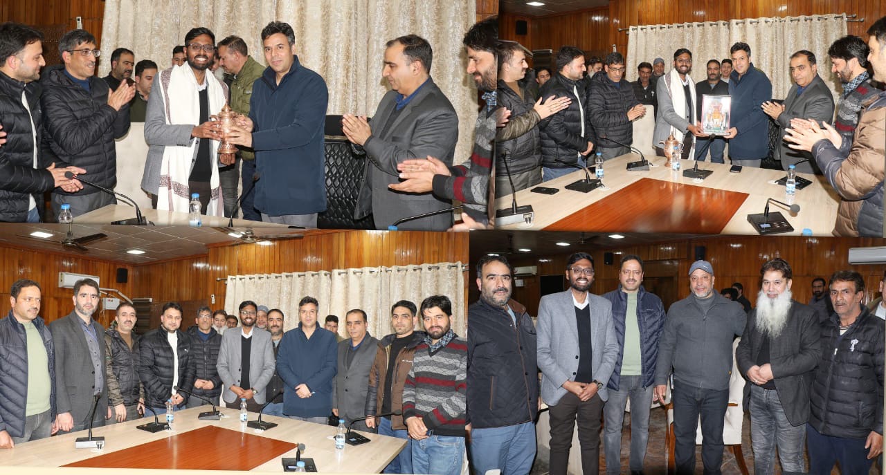 Distt Admin Srinagar bids warm farewell to Tharun Patnaik IAS probationer
