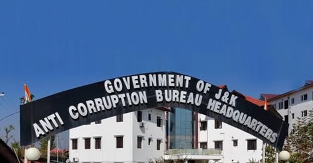 ACB J&K traps & arrests 02 Field officers for demanding and accepting bribe 