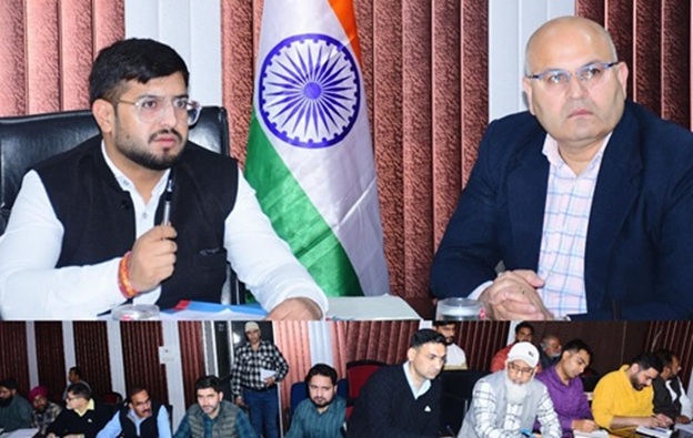 DC Rajouri takes stock of registration progress on JK SAMADHAN Portal, directing to achieve set objectives efficiently