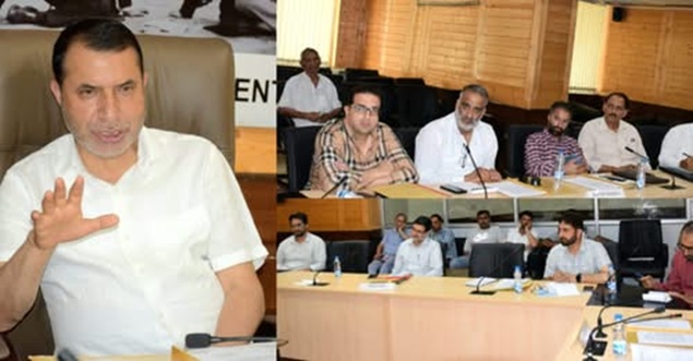 Farooq Shah chairs  meeting  on Committee on Petitions 