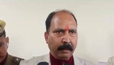 J&K: BJP MLA finds 39 Employees including Doctors absent