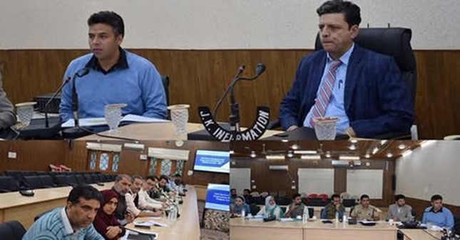 'CEO Sanjeev Verma visits Budgam,  Issues directives'