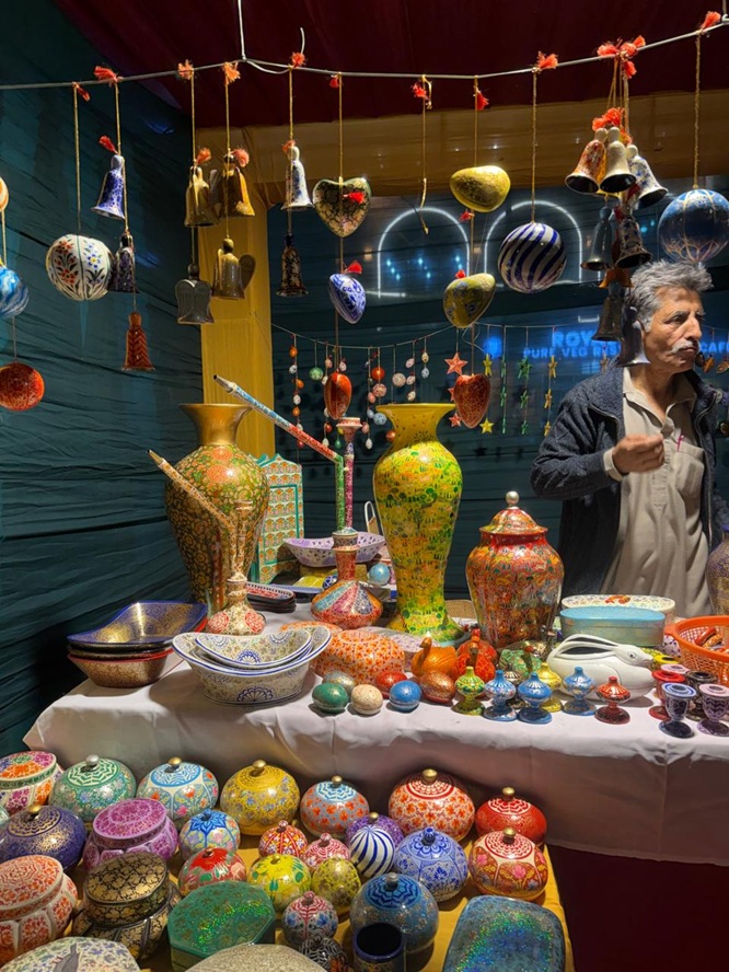 35 Kashmir Craftsmen to participate in India Int’l Trade Fair in New Delhi