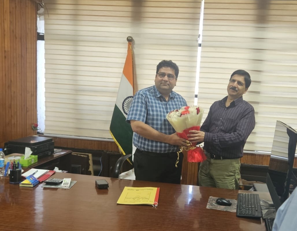 'Vaibhav Kohli  takes over   as Excise Commissioner J&K'