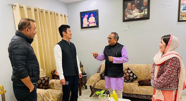 Counsellor Embassy of Japan meets Ex Dy CM J&K Nirmal Singh