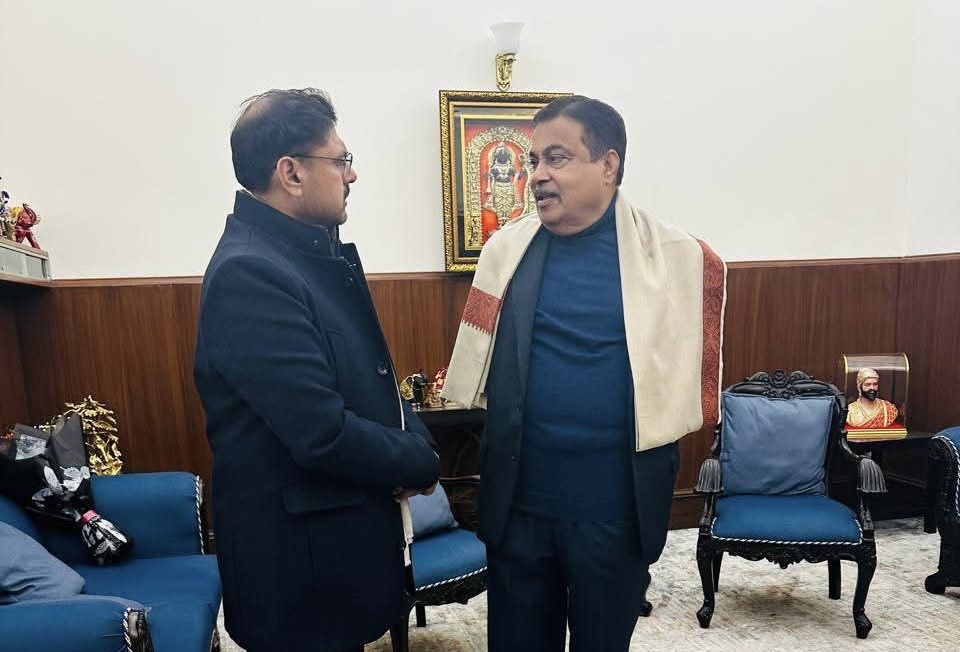 J&K Minister Satish Sharma meets  Union Minister Nitin Gadkari