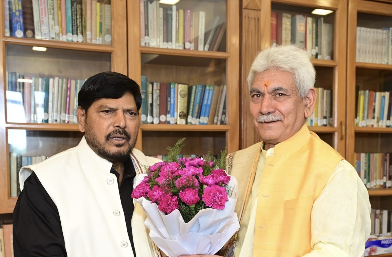Union Minister Ramdas Athawale meets  LG J&K 