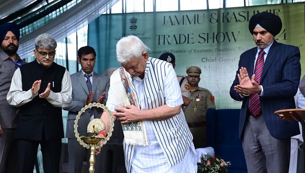  LG Manoj Sinha inaugurates the J&K Trade Show 2024
