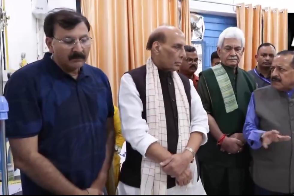 Rajnath Singh visits GMC Jammu, meets people injured in Kishtwar cloudburst,praises GMC Jammu