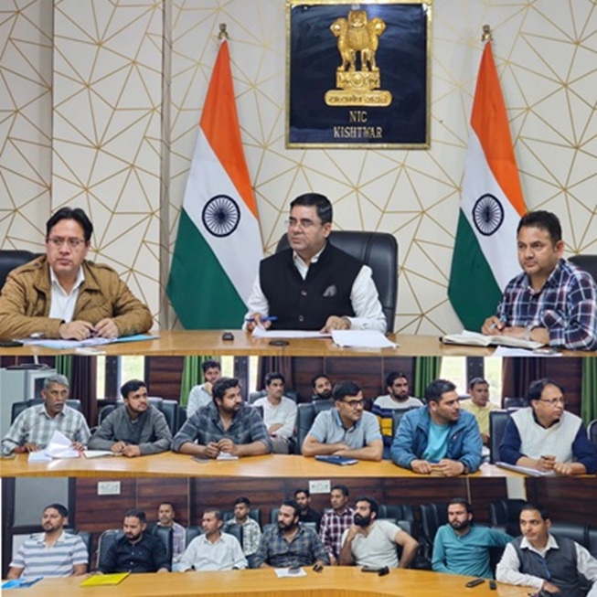 DC Kishtwar instructs AEEs ,JEs to remain stationed in remote areas