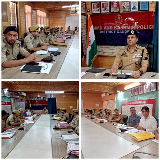 SSP Ganderbal asks officers to maintain close synergy /coordination with security forces working on ground