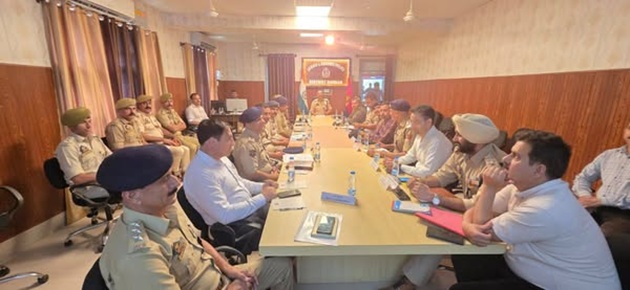 SSP Ramban Takes Security Review Meeting ahead of Shri Amarnath ji Yatra 2025 