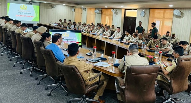 SSP Jammu holds Crime/Security review meeting 
