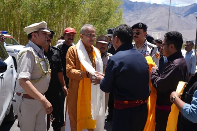 Kavinder Gupta, new LG of Ladakh UT receives warm welcome in Leh