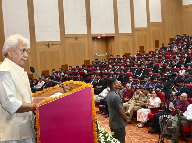 LG Manoj Sinha lauds IIM Jammu