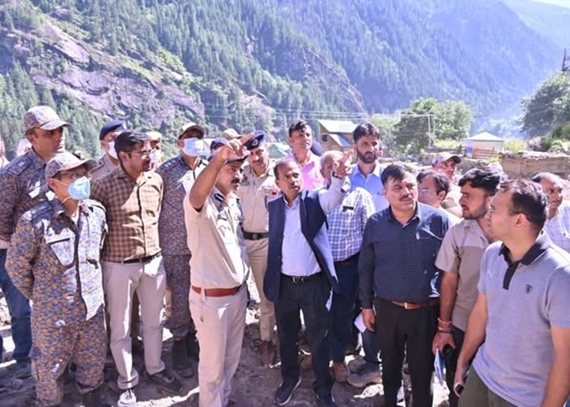 Pr Secretary R&B Anil Kumar Singh reviews relief operations at Chashoti