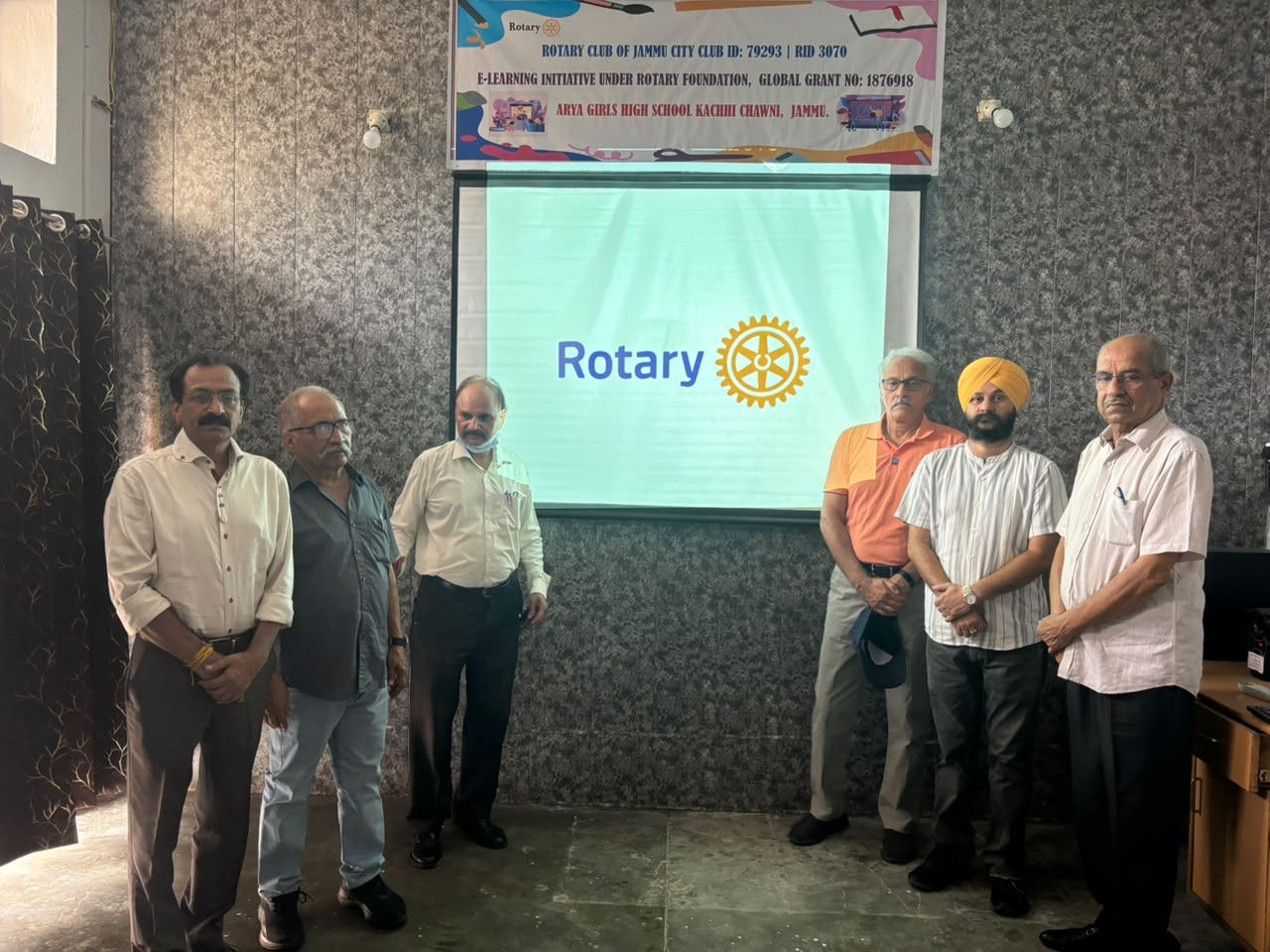 'Rotary Club of Jammu City donates Smart Class setup'