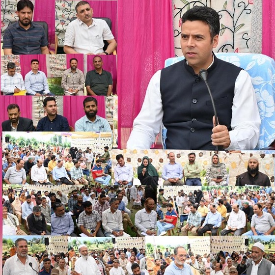 DC  Kulgam instructs officers to ensure prompt response in mitigation of public issues & grievances