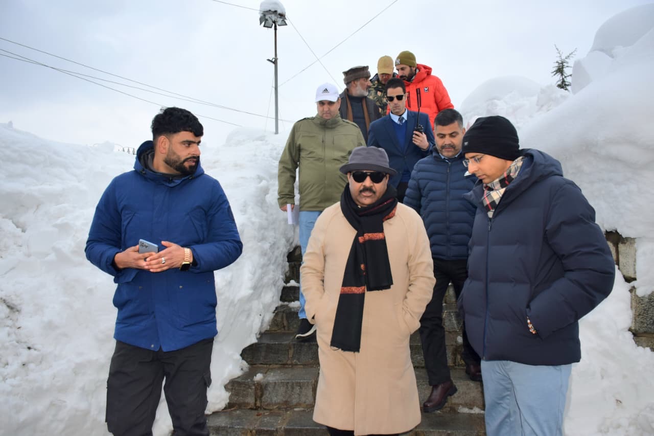 Deputy CM J&K inspects Snow hit areas