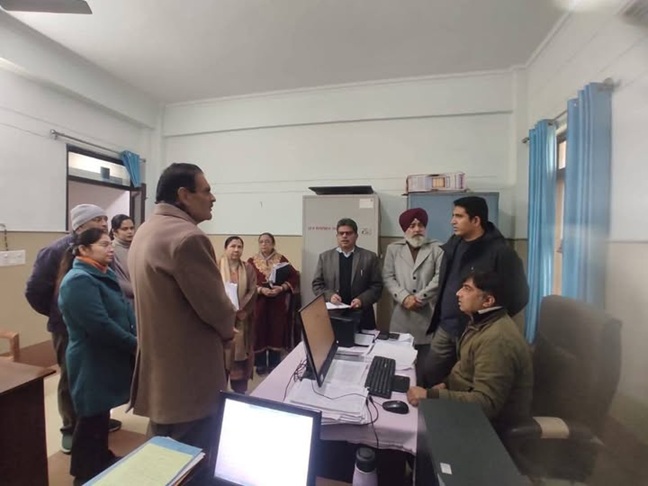 MD NHM Baseer Chaudhary conducts  surprise visit