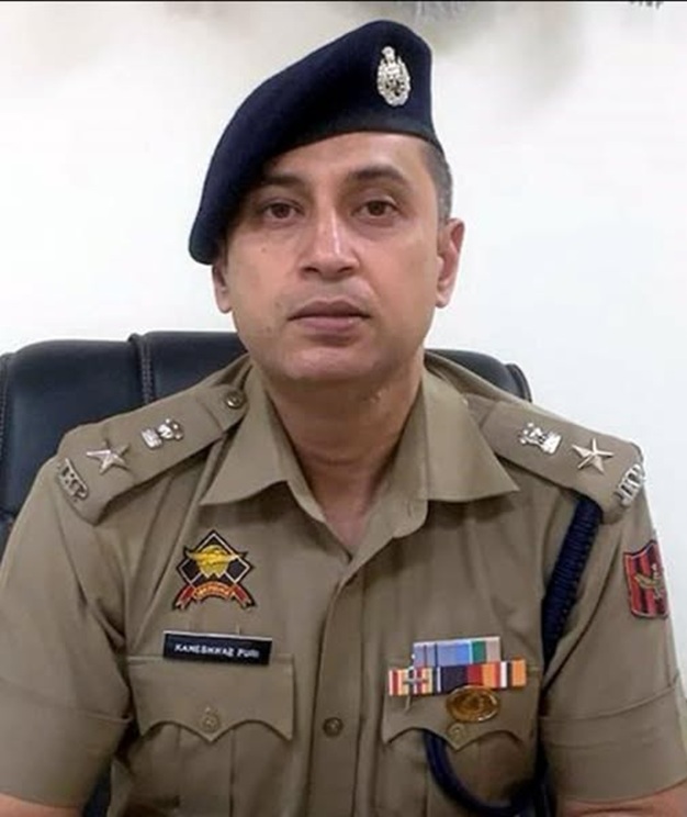  Kameshwar awarded COAS Commendation by Army Chief General Upendra Dwivedi 
