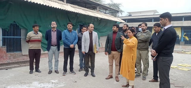 Mandeep Kour issues necessary directions to further improve the existing facilities & animal welfare measures 