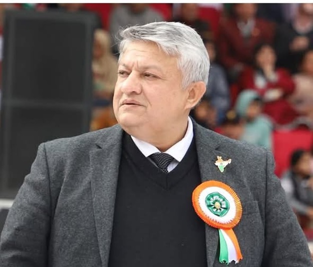 'Transport Commissioner, J&K orders for launching strict drive against high-intensity headlights '