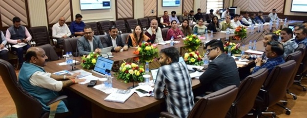 DyCM calls for skilling J&K youth for local, national, international job markets