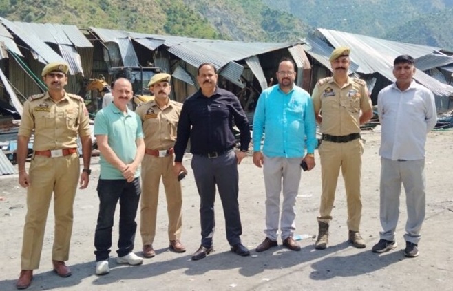 'Locals appreciate DC Ramban, SSP Ramban  for demolishion of  Dhaba over its alleged involvement in drug peddling'