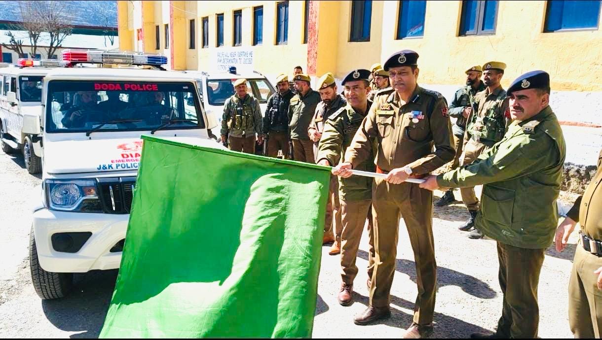 SSP flags Off 6 ERSS Dial 112 Vehicles in Doda