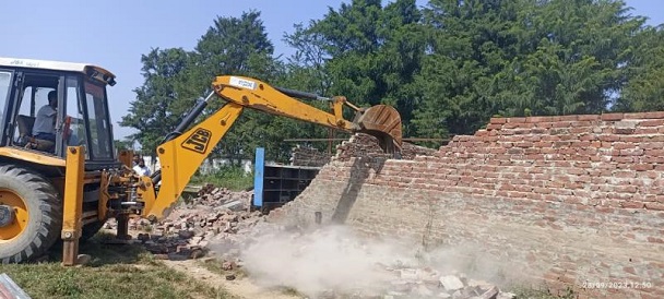 District Administration Samba acts tough against encroachments 