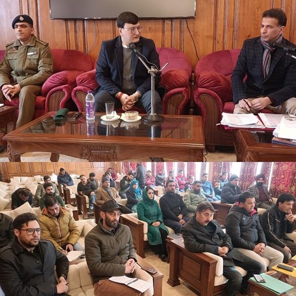  Minga Sherpa asks officers for successful conduct of the National Winter Games at Gulmarg