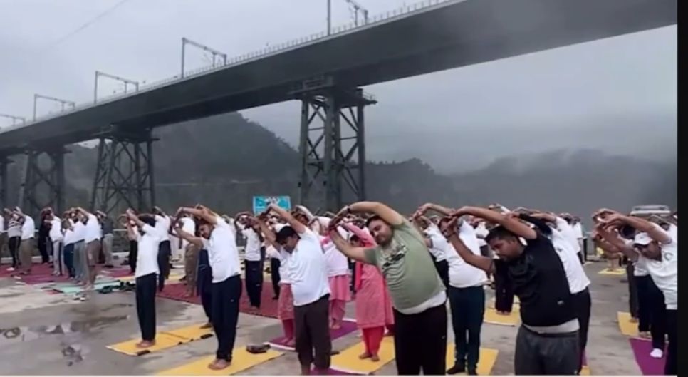 In Mann ki Baat , PM Modi highlights Yoga performed at World’s highest Rail bridge 