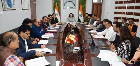 DC Udhampur emphasizes  paramount importance of inter-departmental coordination to resolve public issues