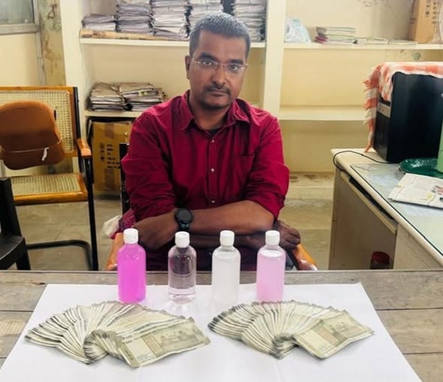 'Hyderabad ACB arrests Assistant Engineer red handed while taking Rs. 1.2 lakh bribe '