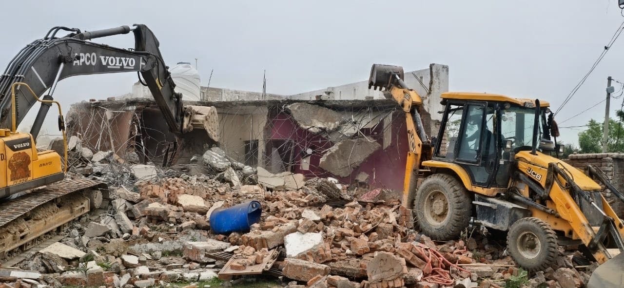 'Jammu Administration demolishes multiple properties worth  Rs 3 crore'