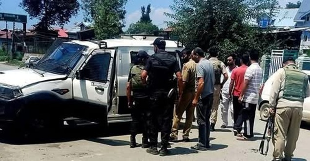 J&K:03 Police Personnel including  DySP injured in Accident