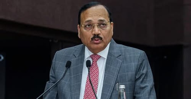 Chief Justice of India to intervene if matter of   metro closure of metro stations not resolved by lunch time